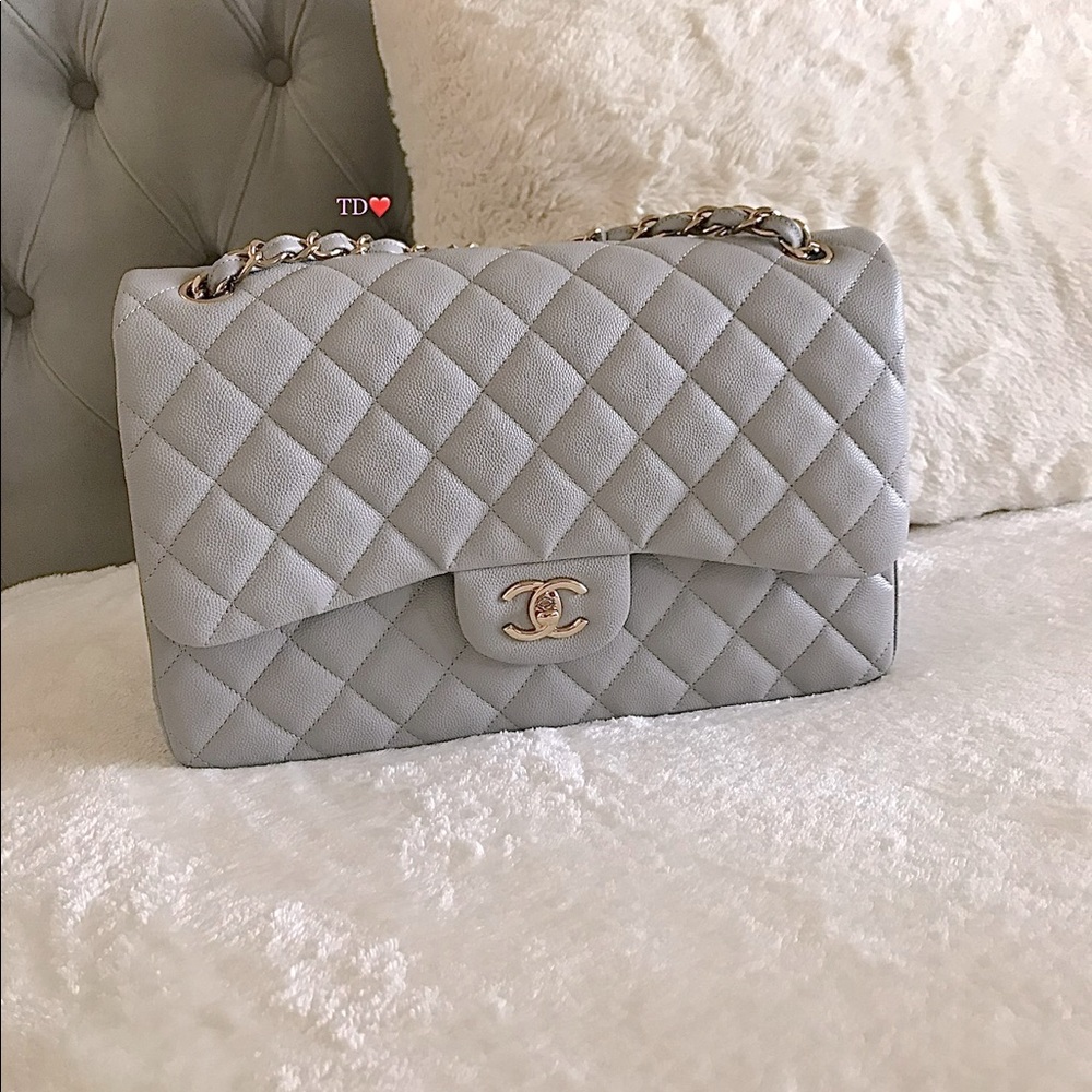 🎁CHANEL Caviar Jumbo-classic double flap 21a Gray/Gris